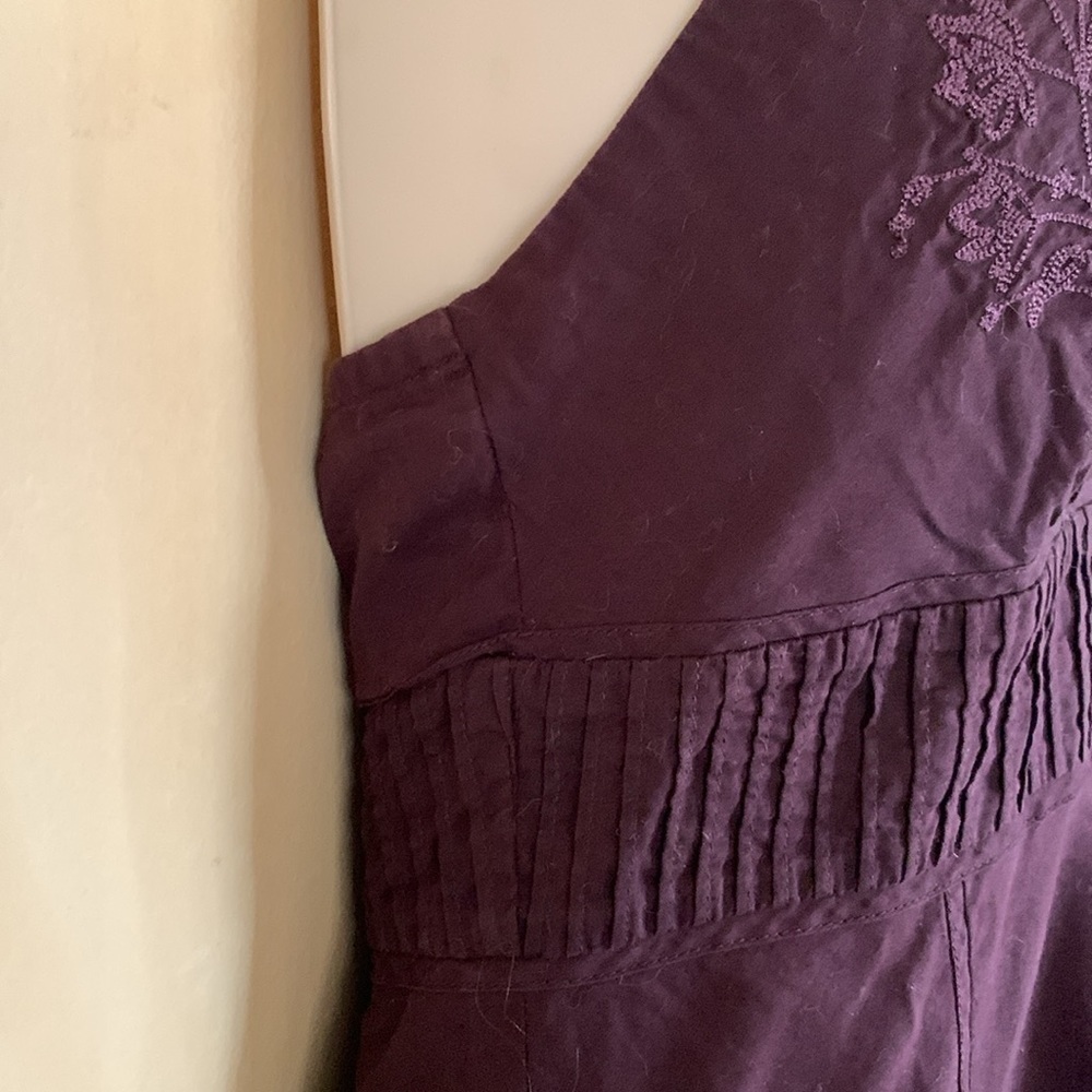 Express deep plum color embroidered halter dress size 4 - Picture 10 of 11